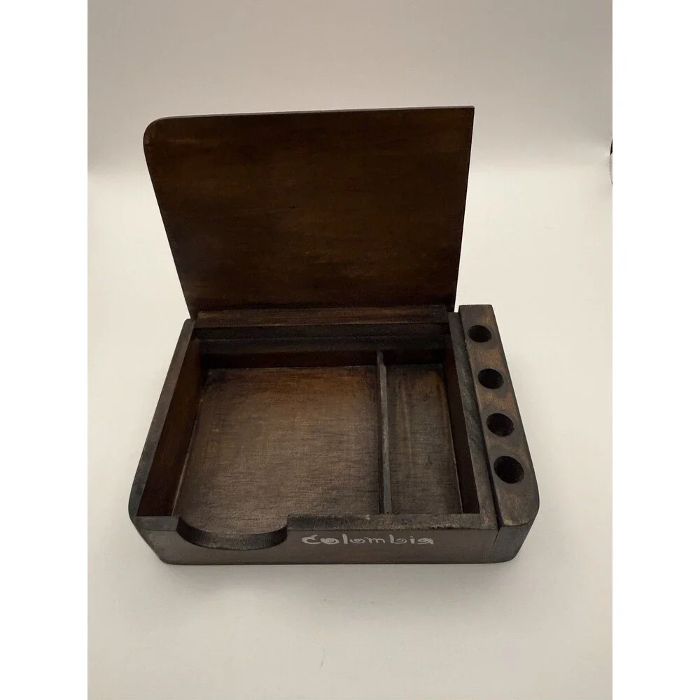Hand Painted Colombia Wooden Box Lizard Gecko Trinket Jewelry Organizer